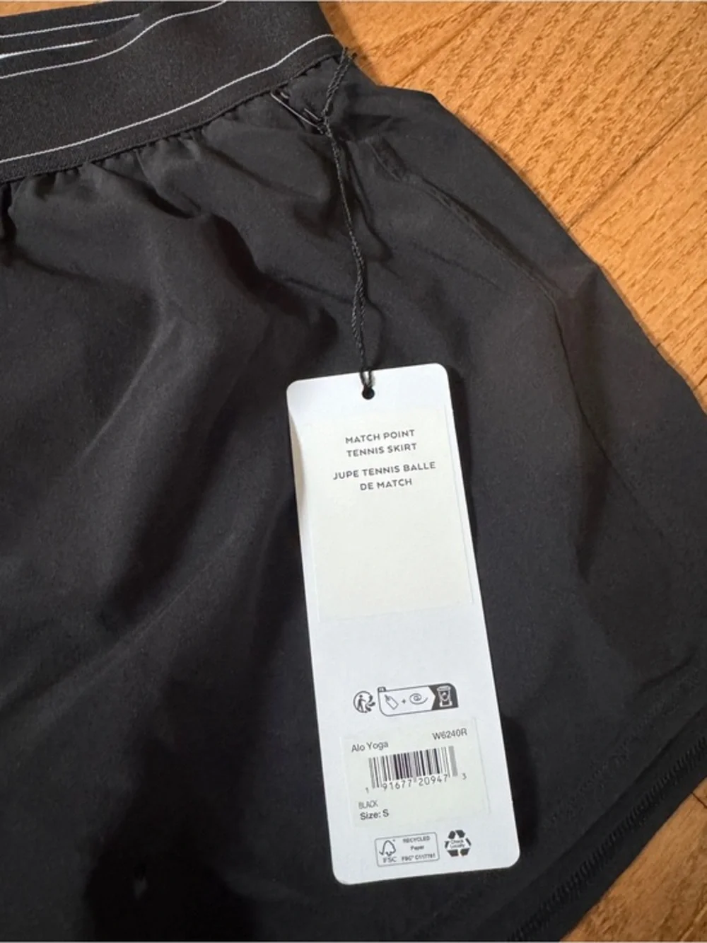 Alo Yoga - match point tennis skirt - size small NWT